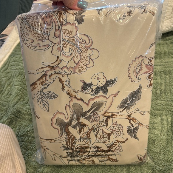 Curtains 52”x108” new! - Picture 3 of 3